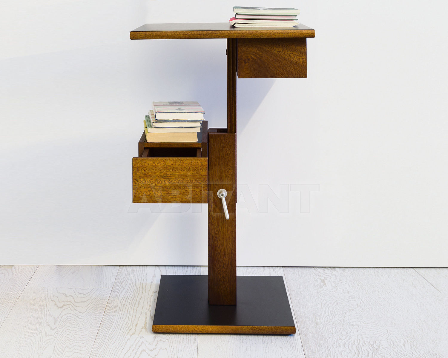 Купить Столик приставной Nuit Sculptures Jeux s.r.l.  2015 MACMC