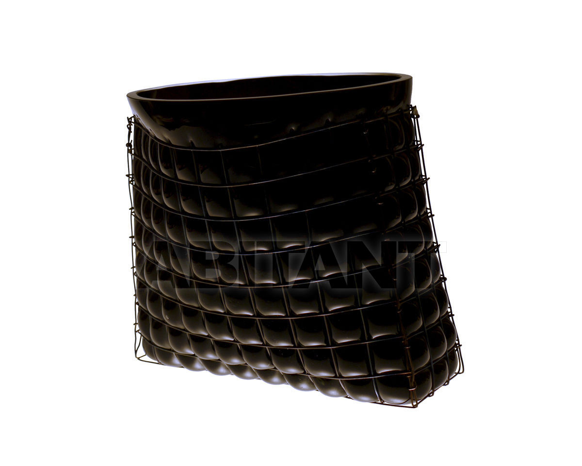 Купить Ваза Vanessa Mitrani COLORS Grid Bag Small Black