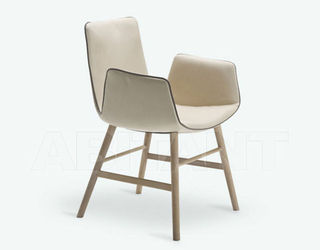 Кресло Freifrau 2016 Amelie ARMCHAIR Holzzarge
