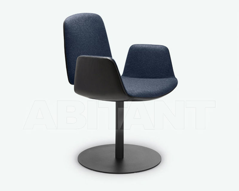 Купить Стул с подлокотниками Freifrau                 2016 Tilda ARMCHAIR Tellerfuß