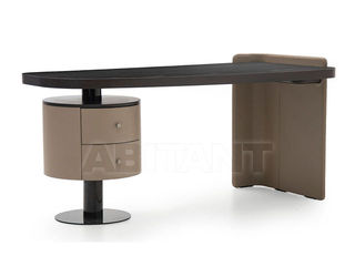 Стол письменный OVERSEAS Formitalia Milano 2019 Dresser