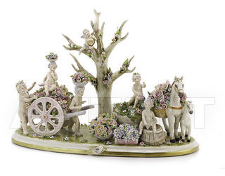 Статуэтка FLOWERED GARDEN Villari Capodimonte T.01738-002