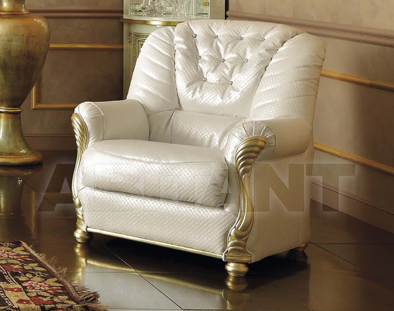 Купить Кресло LEONARDO Camelgroup Classic Sofas 2011 Armchair LEONARDO